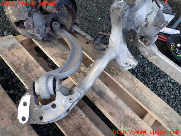 1UPJ-9236165285]アウディ・Q5(8RCDNF)フロントメンバー 中古_2