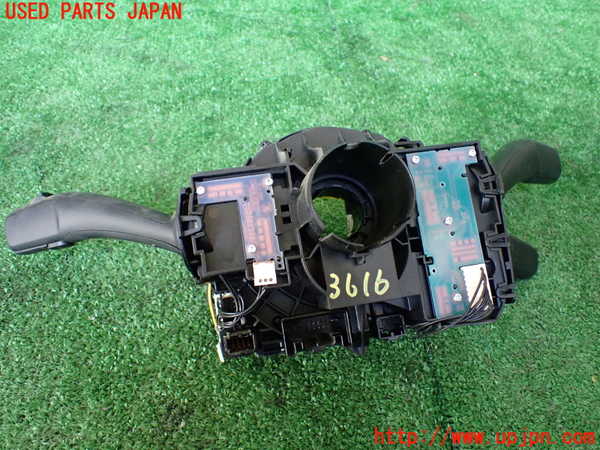 1UPJ-9236166720]アウディ・Q5(8RCDNF)コンビネーションスイッチ 中古_4