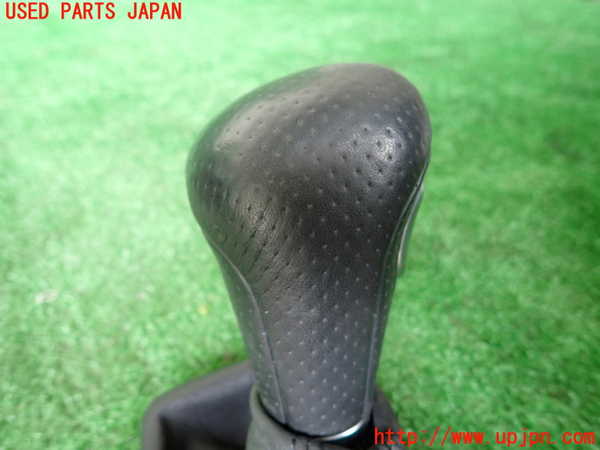 1UPJ-9236167570]アウディ・Q5(8RCDNF)シフトノブ 中古_3