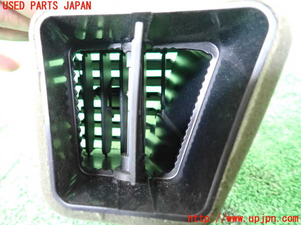 1UPJ-9236167526]アウディ・Q5(8RCDNF)エアコン吹き出し口1 (右) 中古_3