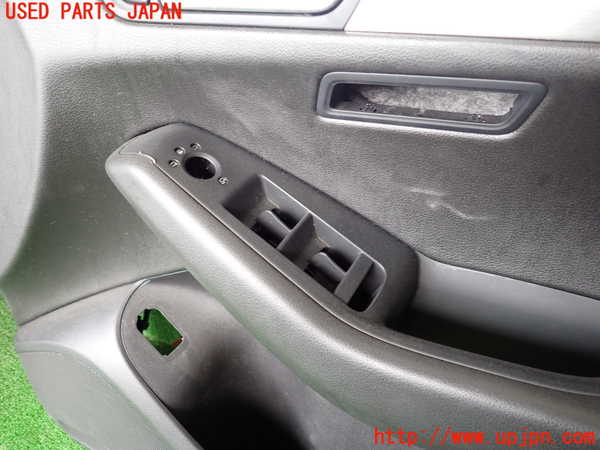 1UPJ-9236161234]アウディ・Q5(8RCDNF)右前ドア内張り 中古_2