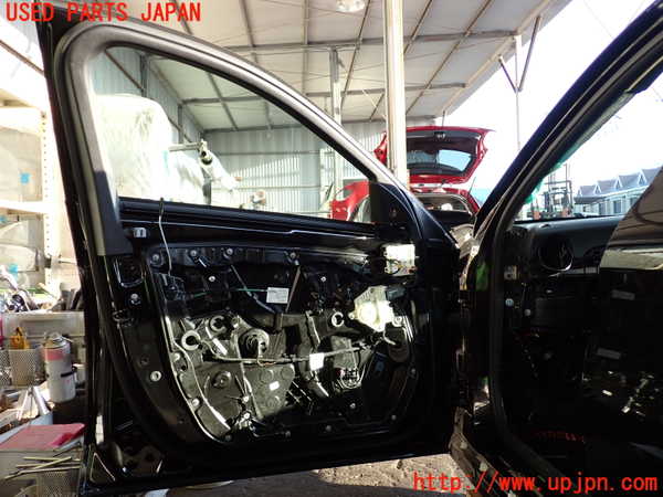 2UPJ-9236171260]ベンツ C220 d W205(205004)左前ドア 中古 AGC M62 43R-00050_4