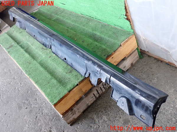 2UPJ-9236171390]ベンツ C220 d W205(205004)右サイドステップ 中古_2