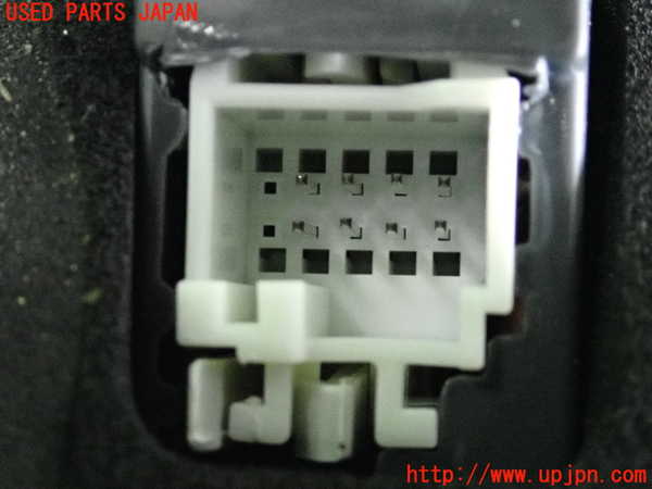 2UPJ-9236171530]ベンツ C220 d W205(205004)右テールランプ 中古_4