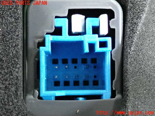 2UPJ-9236171536]ベンツ C220 d W205(205004)左テールランプ 中古_4