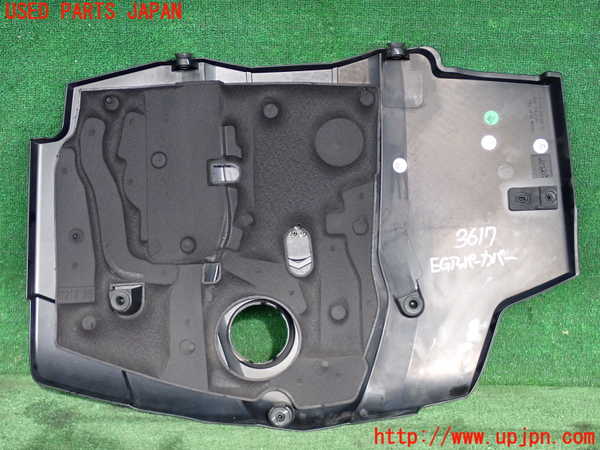 2UPJ-9236172160]ベンツ C220 d W205(205004)エンジンアッパーカバー 中古_2