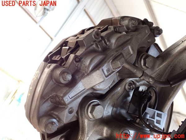 2UPJ-9236174085]ベンツ C220 d W205(205004)左フロントキャリパー 中古_2