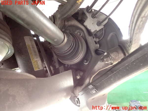 2UPJ-9236174305]ベンツ C220 d W205(205004)左リアナックルハブ 中古_2