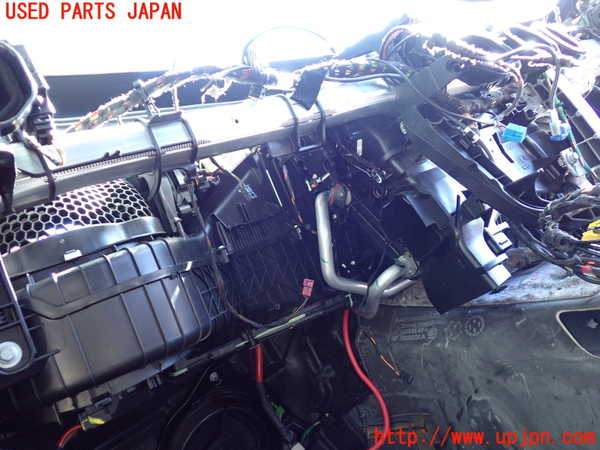 2UPJ-9236176081]ベンツ C220 d W205(205004)エバポレーター1 中古_2