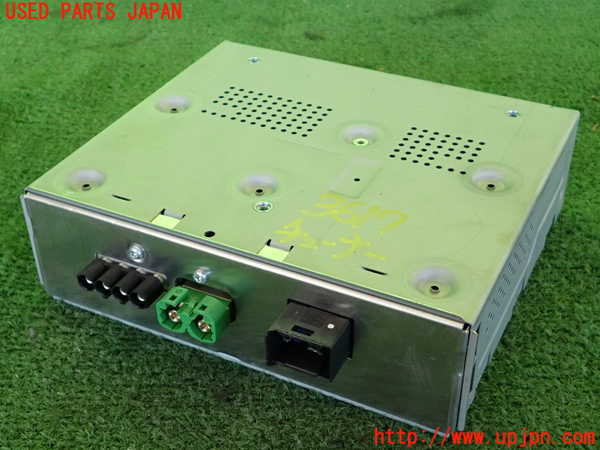 2UPJ-9236176660]ベンツ C220 d W205(205004)TVチューナー 中古_2