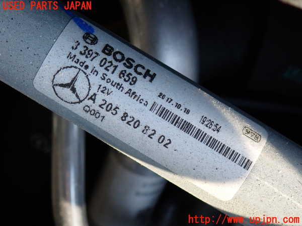 2UPJ-9236176770]ベンツ C220 d W205(205004)フロントワイパーモーター 中古_3