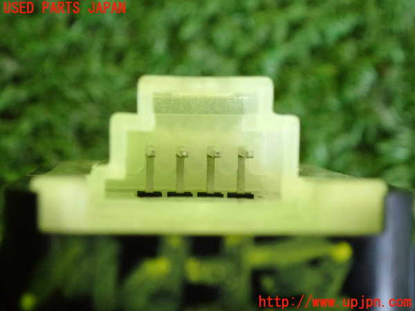 2UPJ-9236176245]ベンツ C220 d W205(205004)左前パワーウィンドウスイッチ 中古_4