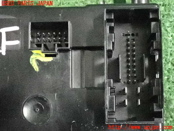 2UPJ-9236176147]ベンツ C220 d W205(205004)コンピューター2 中古 A2059006923_4