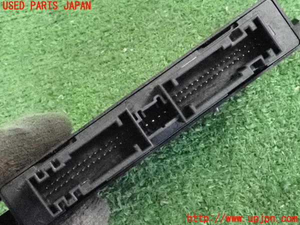 2UPJ-9236176148]ベンツ C220 d W205(205004)コンピューター3 中古 A2059007705_4