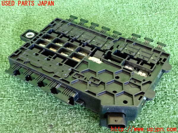2UPJ-9236176743]ベンツ C220 d W205(205004)ヒューズボックス3 中古_2