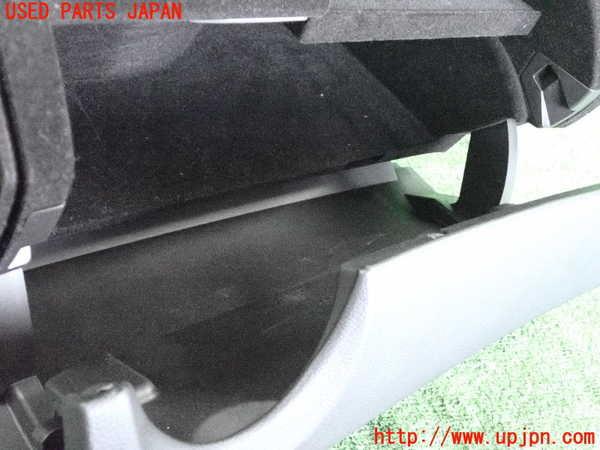 2UPJ-9236177516]ベンツ C220 d W205(205004)グローブボックス1 中古_3