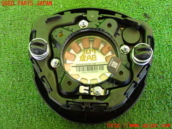 2UPJ-9236177865]ベンツ C220 d W205(205004)運転席側エアバッグカバー 中古_2