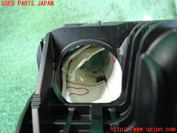 2UPJ-9236177870]ベンツ C220 d W205(205004)助手席側エアバッグカバー 中古_3