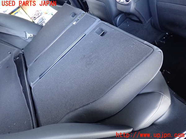 2UPJ-9236177385]ベンツ C220 d W205(205004)リアシート 中古_5