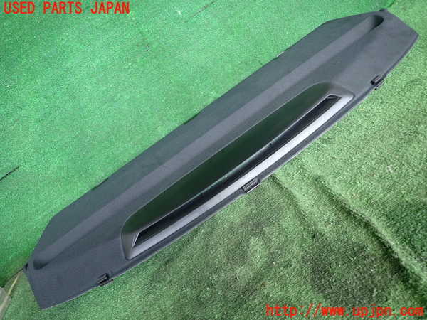 2UPJ-9236177761]ベンツ C220 d W205(205004)トノカバー1 中古_2