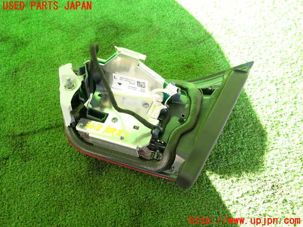 2UPJ-9236181552]BMW M4 クーペ(3C30)(F82)左リアフィニッシャー 中古_2