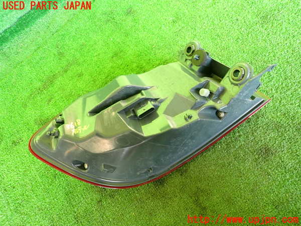 2UPJ-9236181530]BMW M4 クーペ(3C30)(F82)右テールランプ 中古_3