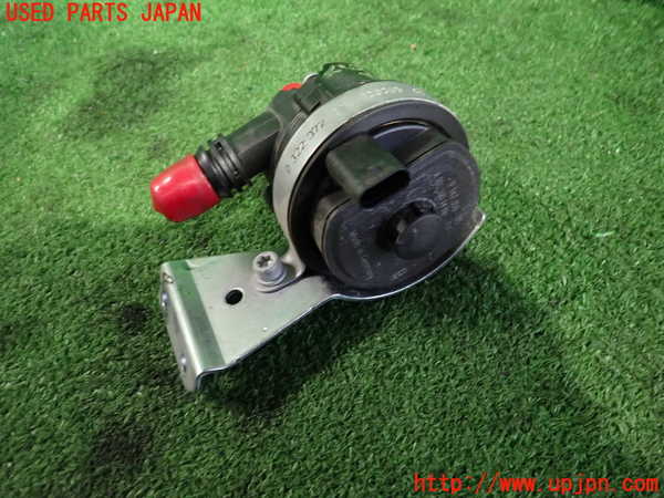 2UPJ-9236182110]BMW M4 クーペ(3C30)(F82)ウォーターポンプ 中古_2