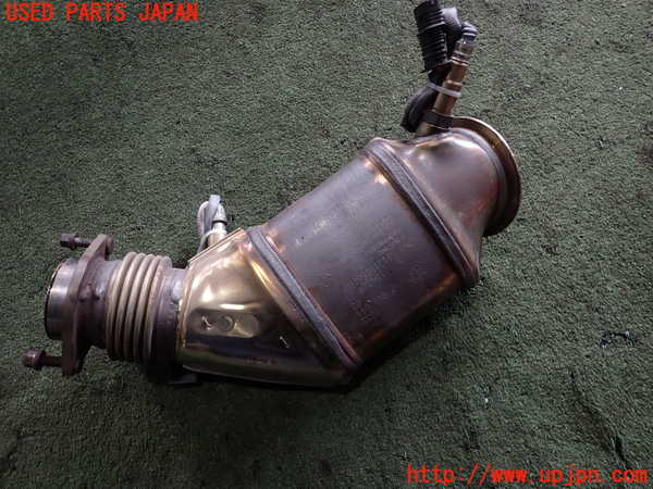 2UPJ-9236182661]BMW M4 クーペ(3C30)(F82)触媒1 中古_2