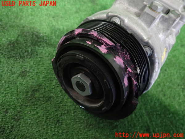 2UPJ-9236186025]BMW M4 クーペ(3C30)(F82)エアコンコンプレッサー (ジャンク品) 中古_2