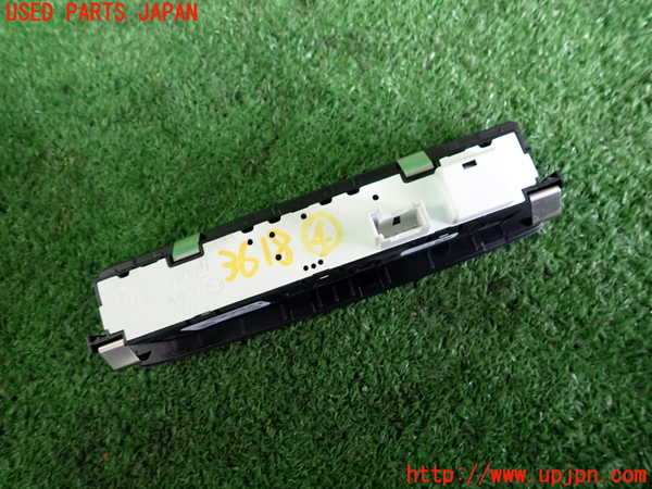 2UPJ-9236186309]BMW M4 クーペ(3C30)(F82)スイッチ4 (レーンアシスト) 中古_2