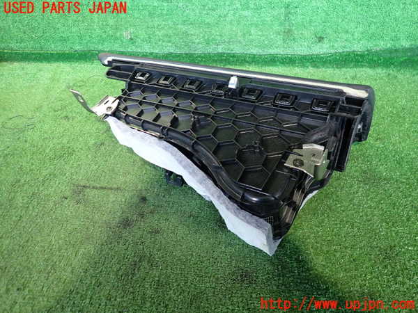 2UPJ-9236187516]BMW M4 クーペ(3C30)(F82)グローブボックス1 中古_4