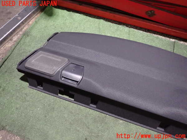 2UPJ-9236187761]BMW M4 クーペ(3C30)(FF82)トノカバー1 中古_2