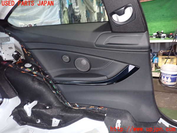 2UPJ-9236187680]BMW M4 クーペ(3C30)(F82)左リアピラートリム 中古_4