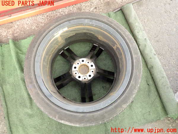 2UPJ-9236189048]BMW M4 クーペ(3C30)(F82)タイヤ　ホイール　1本③ 275/35ZR19 中古_4