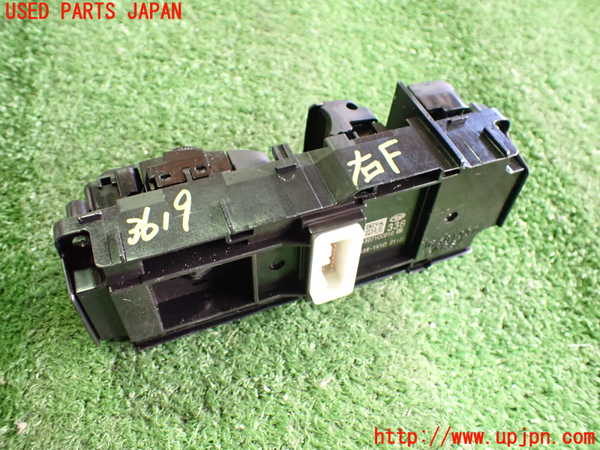 2UPJ-9236196240]GR86(BRZ)(ZN8)右パワーウィンドウスイッチ 中古_2