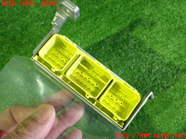 2UPJ-9236196145]GR86(BRZ)(ZN8)エアバッグコンピューター (ジャンク品) 中古_3