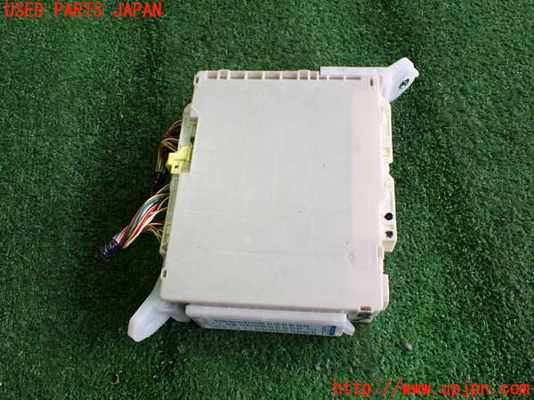 2UPJ-9236196742]GR86(BRZ)(ZN8)ヒューズボックス2 中古_2