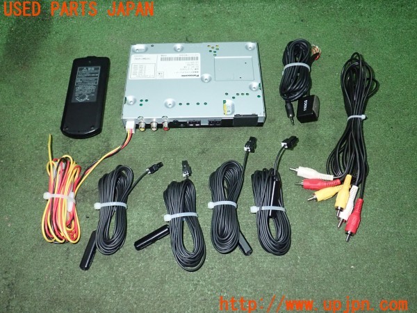 3UPJ=9236200578]BMW 320i ツーリング(US20 E91)Panasonic Strada パナソニック ストラーダ TU-DTX600 地デジチューナー 2011年製 中古_2