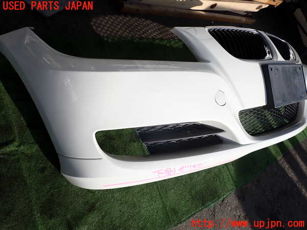 2UPJ-9236201010]BMW 320i ツーリング E91(US20)フロントバンパー 中古_3