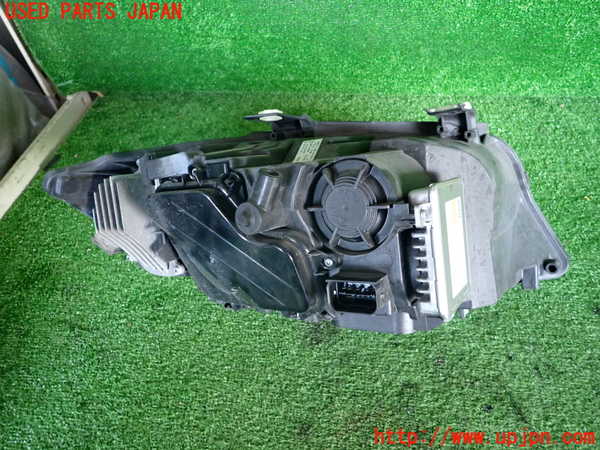 2UPJ-9236201132]BMW 320i ツーリング E91(US20)左ヘッドライト LED 中古_3