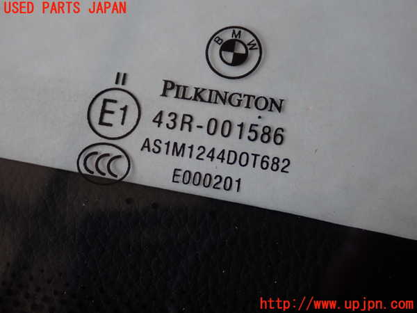 2UPJ-9236201195]BMW 320i ツーリング E91(US20)フロントガラス 中古 PILKINGTON M1244 43R-001586_2