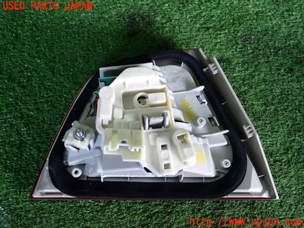 2UPJ-9236201550]BMW 320i ツーリング E91(US20)右リアフィニッシャー 中古_2