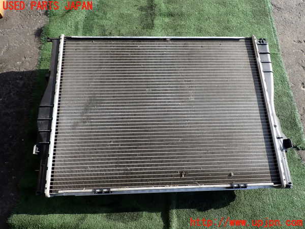 2UPJ-9236202321]BMW 320i ツーリング E91(US20)ラジエーター1 中古_4