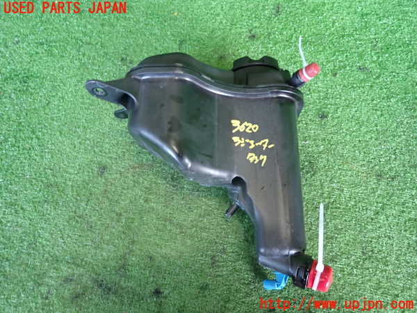2UPJ-9236202410]BMW 320i ツーリング E91(US20)ラジエータータンク 中古_2