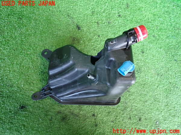 2UPJ-9236202410]BMW 320i ツーリング E91(US20)ラジエータータンク 中古_4