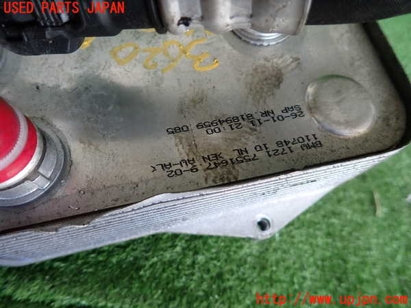 2UPJ-9236202481]BMW 320i ツーリング E91(US20)オイルクーラー1 中古_4