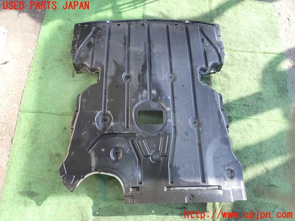 2UPJ-9236202170]BMW 320i ツーリング E91(US20)エンジンアンダーカバー 中古_2