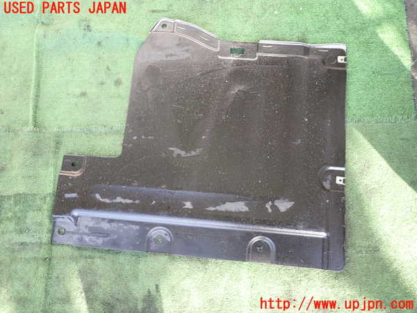 2UPJ-9236201722]BMW 320i ツーリング E91(US20)アンダーカバー2 中古_2