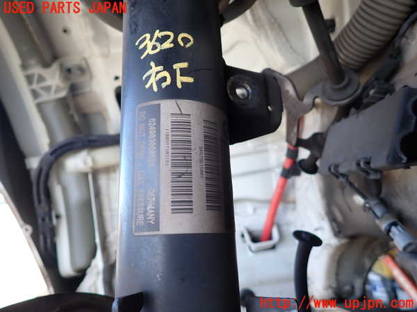 2UPJ-9236205015]BMW 320i ツーリング E91(US20)右フロントストラット 中古_2