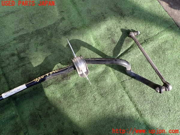 2UPJ-9236205440]BMW 320i ツーリング E91(US20)フロントスタビライザー 中古_2